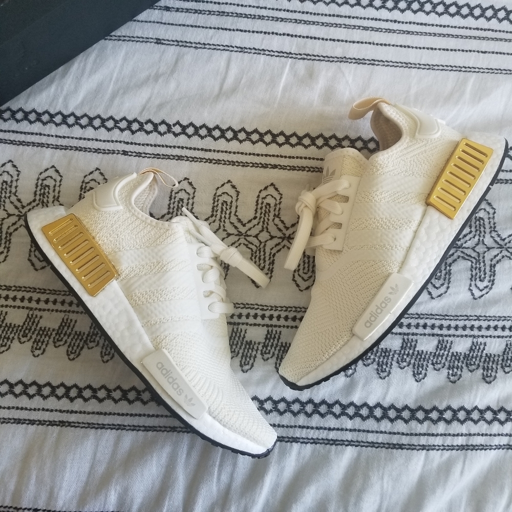 ADIDAS NMD R1 Cream Knit Metallic Gold Plug - Picture 2 of 6